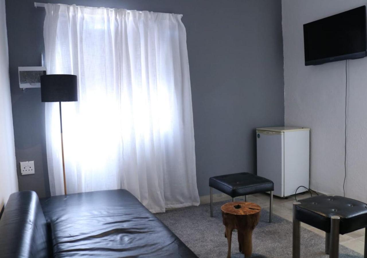 Pixie Lodge เคปทาวน์ ภายนอก รูปภาพ